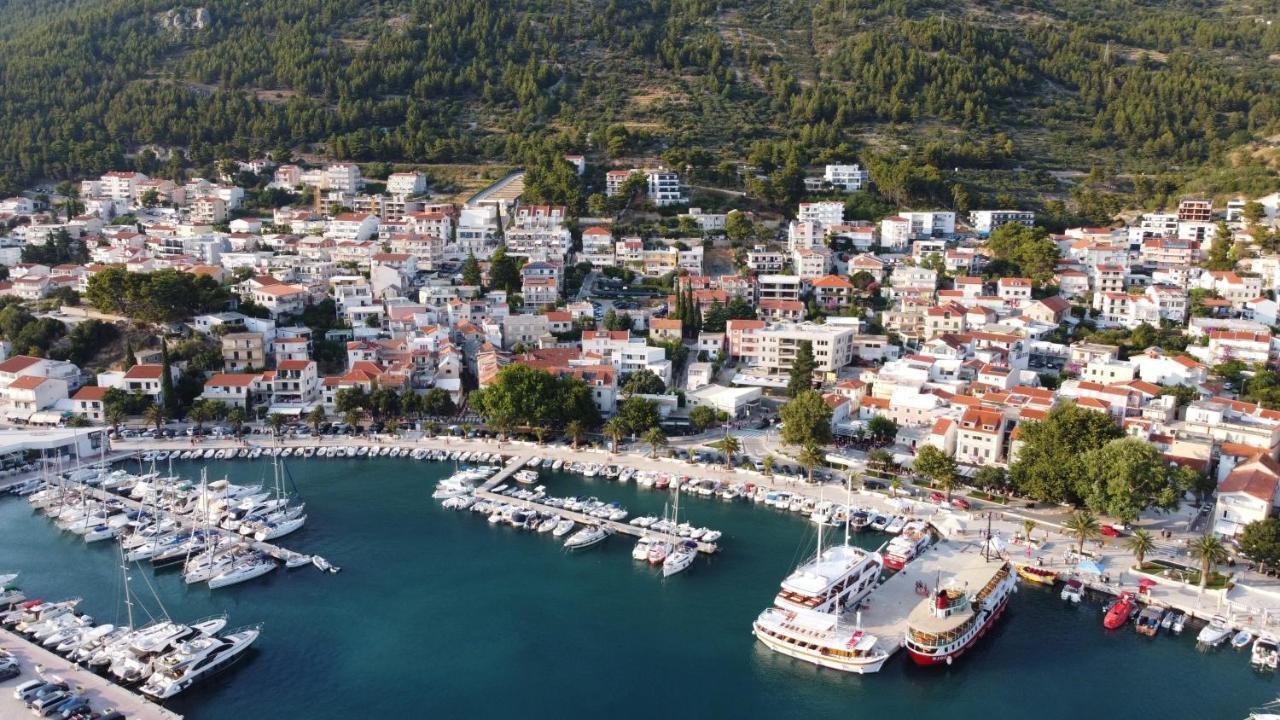 Apartments Larus Baška Voda Eksteriør bilde