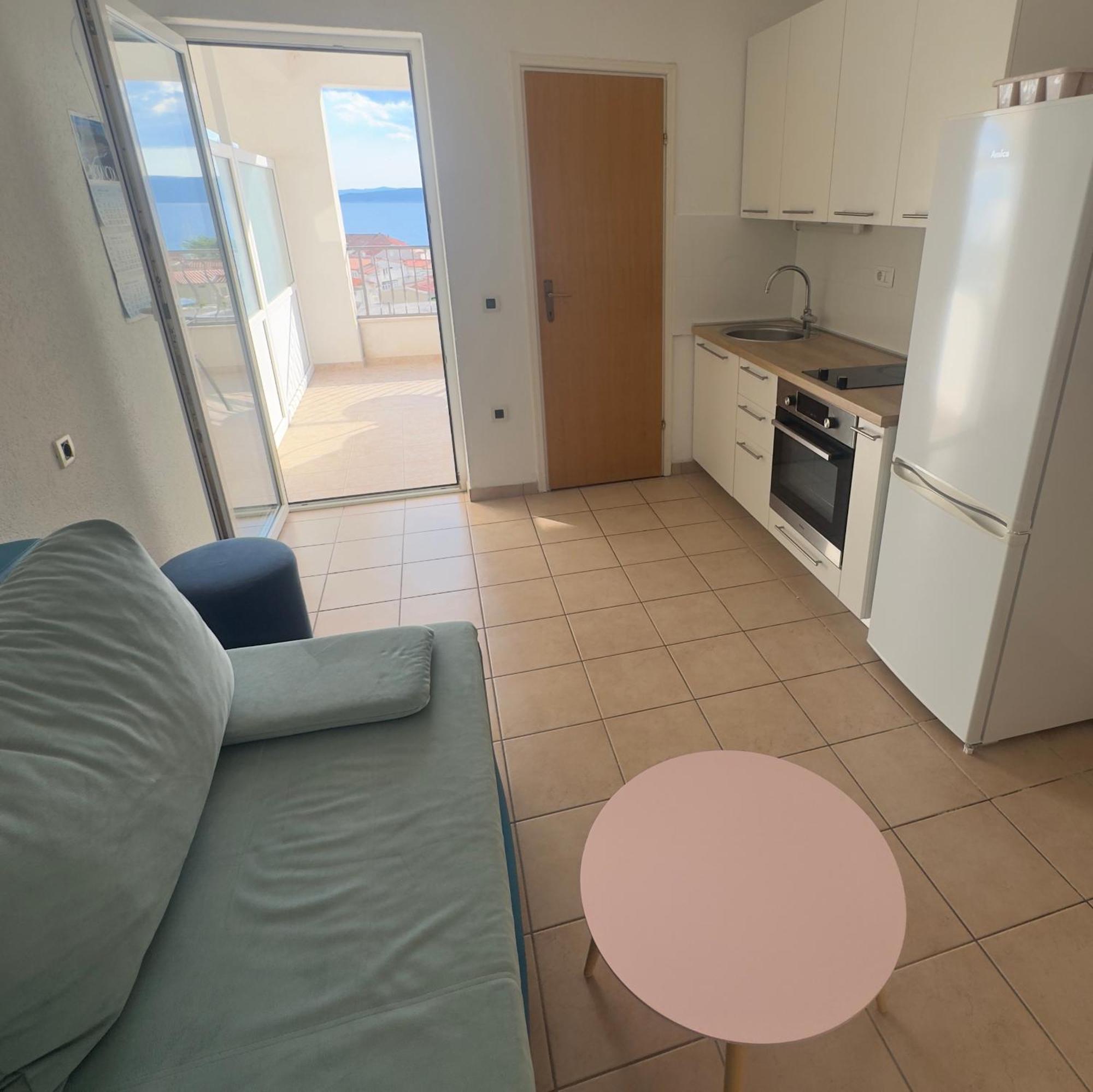 Apartments Larus Baška Voda Eksteriør bilde