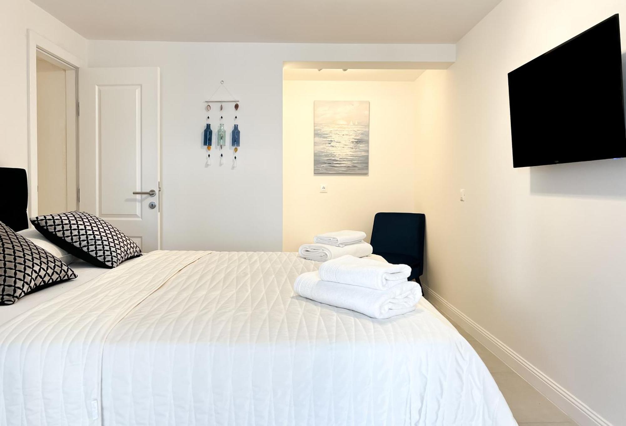 Apartments Larus Baška Voda Eksteriør bilde
