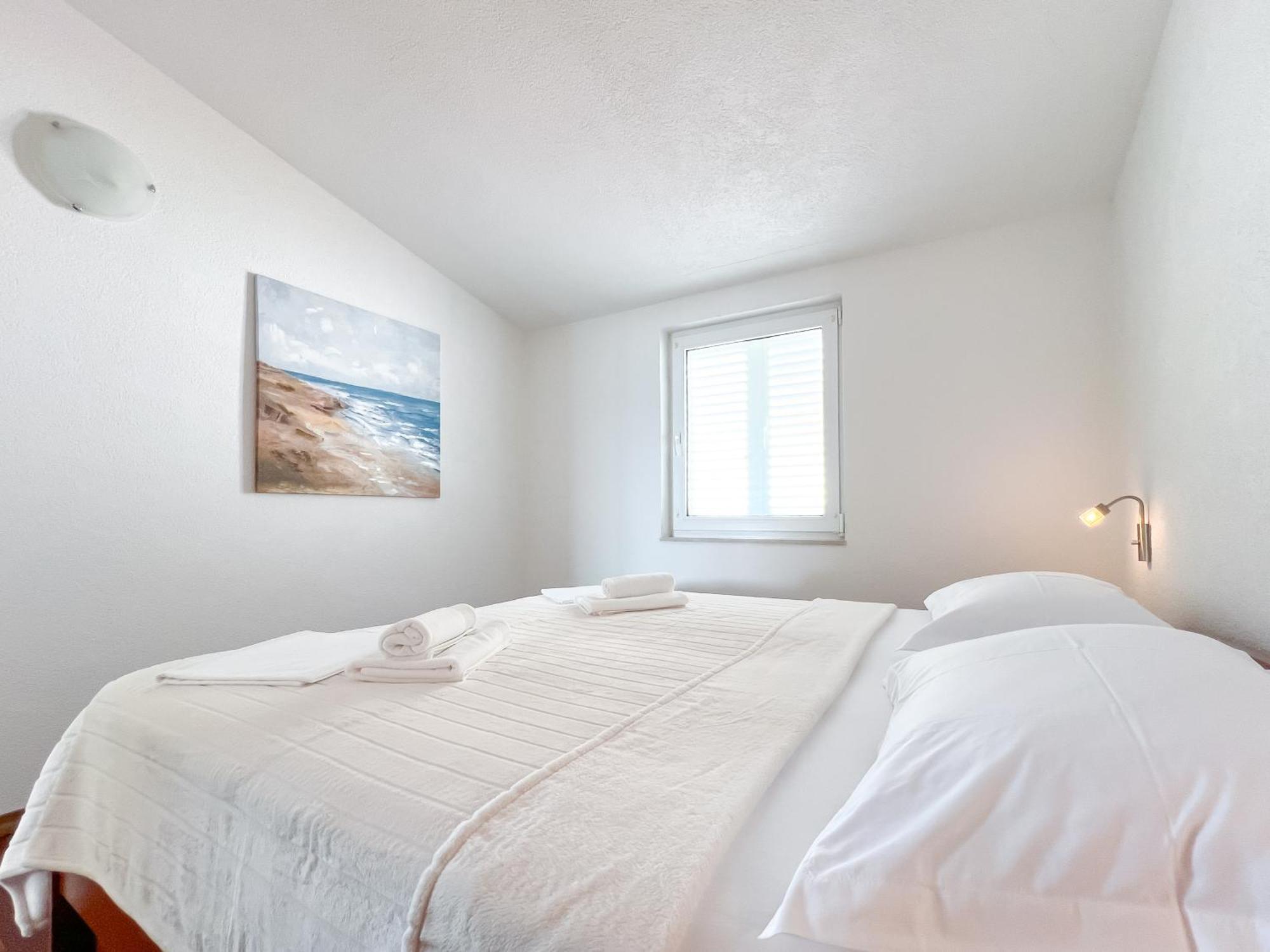 Apartments Larus Baška Voda Eksteriør bilde